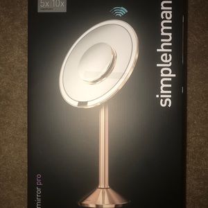Simple Human Mirror